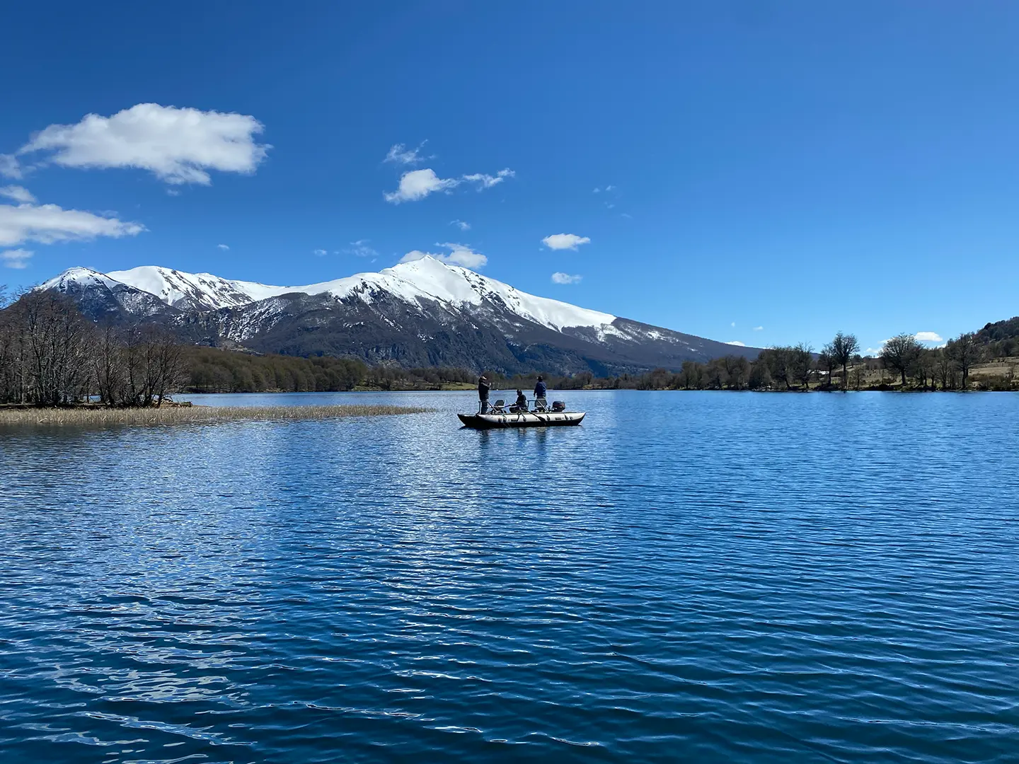 Fly anglers, patagonia